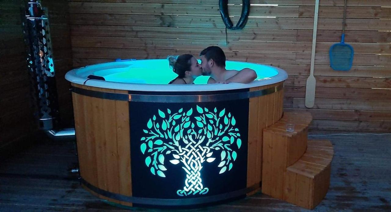 Au Chalet Bain Nordique neuf indépendant calme assuré Haselbourg Esterno foto